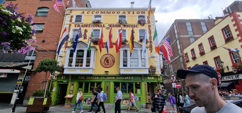 Dublin City Now - The Oliver St. John Gogarty Bar